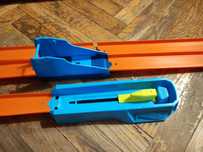 Zestaw Hot Wheels tor skocznia + AUTO auto