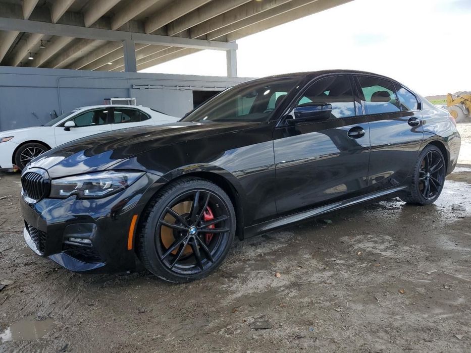 BMW Seria 3 piękny środek, piękny kolor