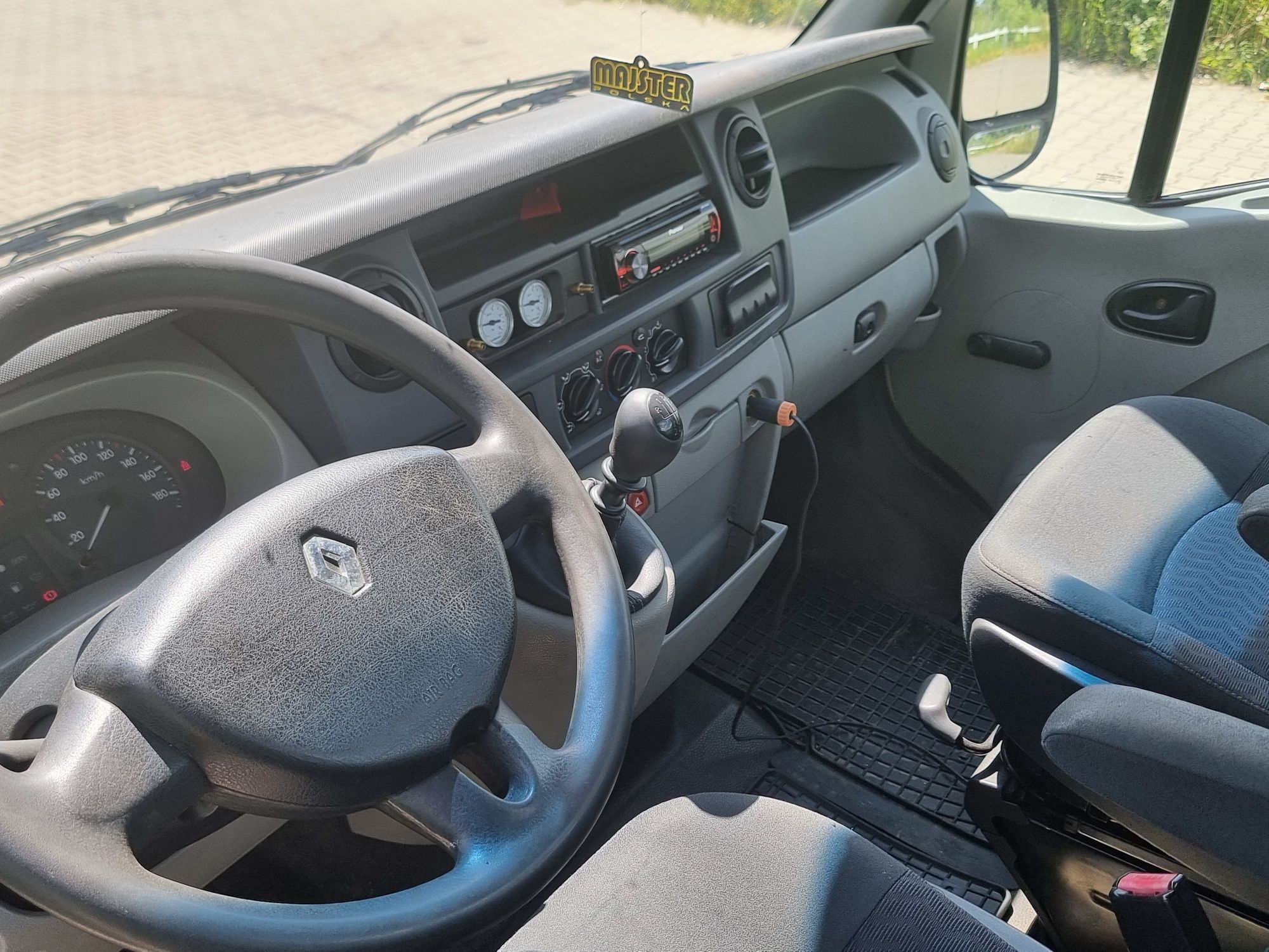 Autolaweta renault master 2.5 dci 2006r klima poduszki niski przebieg