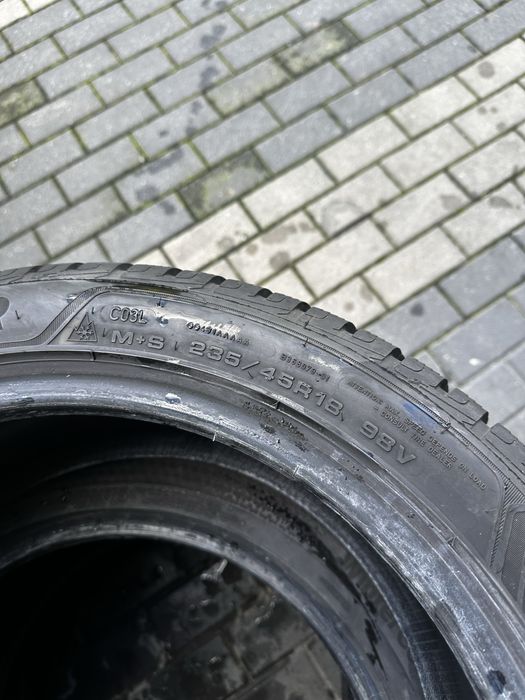 Goodyear UltraGrip Performance + 235/45/18