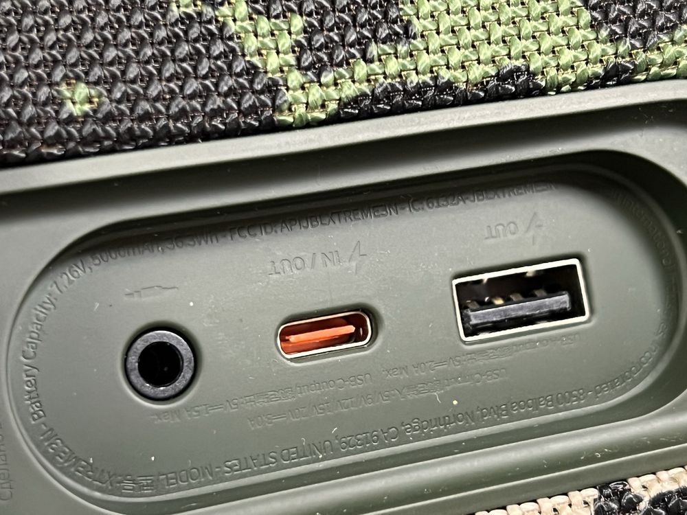 Колонка JBL Xtreme3
