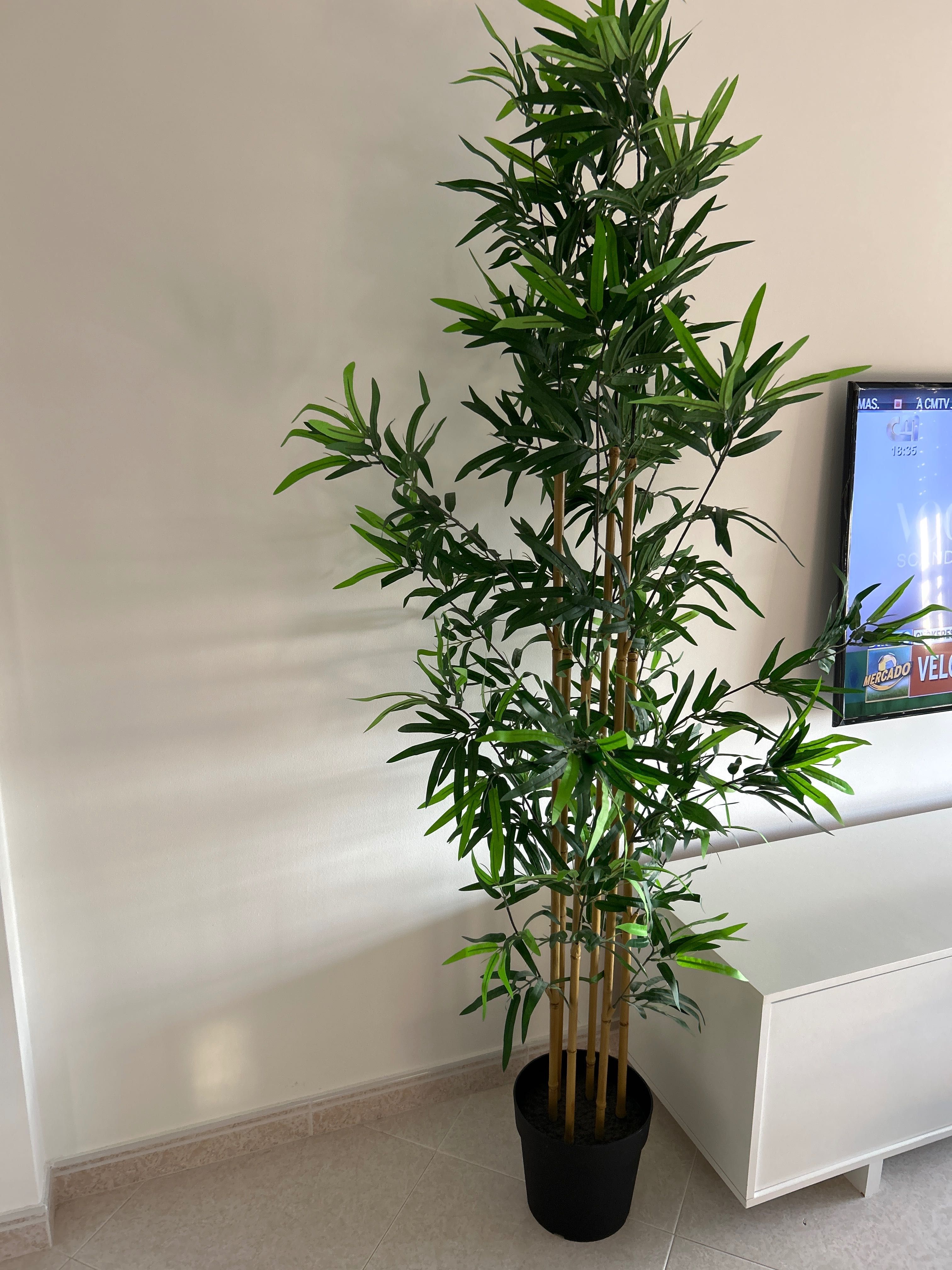 Planta artificial grande nova