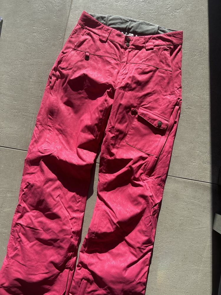 Malinowe różowe spodnie Surfanic narciarskie snowboardowe