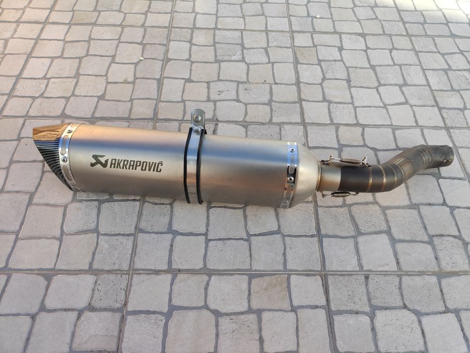 Escape Akrapovic para GSXR1000 K4