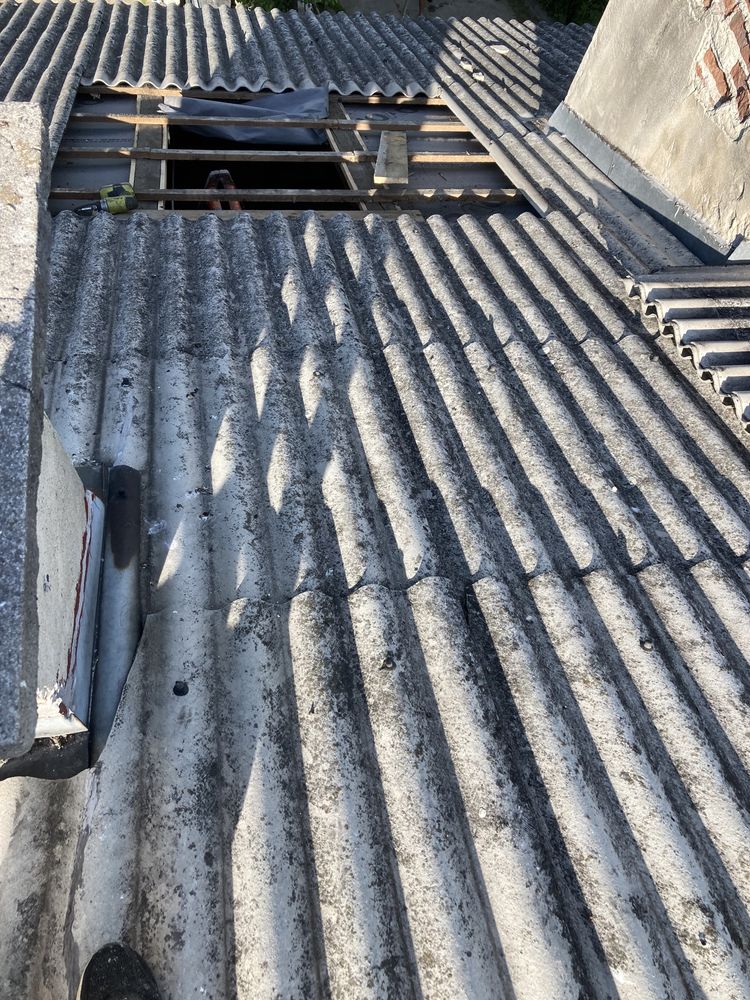 Okna dachowe Fakro .  Velux .  montaż sprzedaż