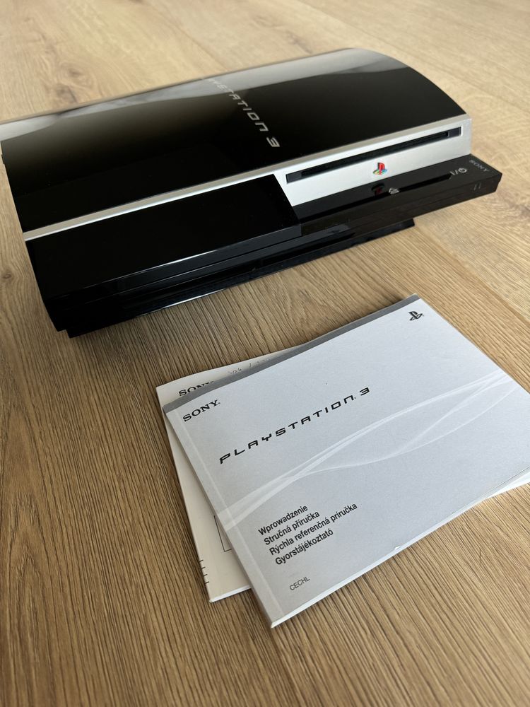 Konsola ps3 z dodatkami playstation