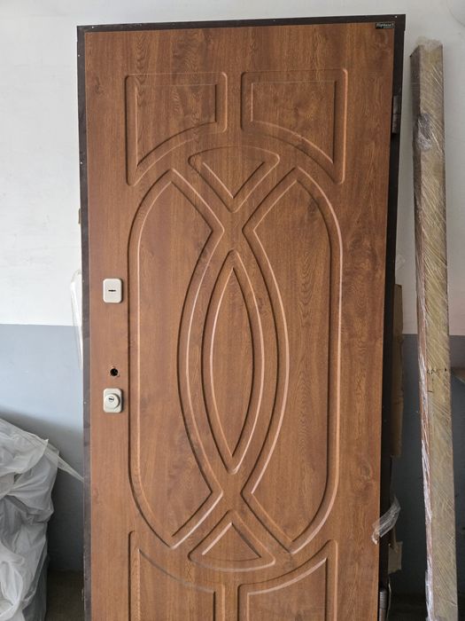 Бронедвері вхідні