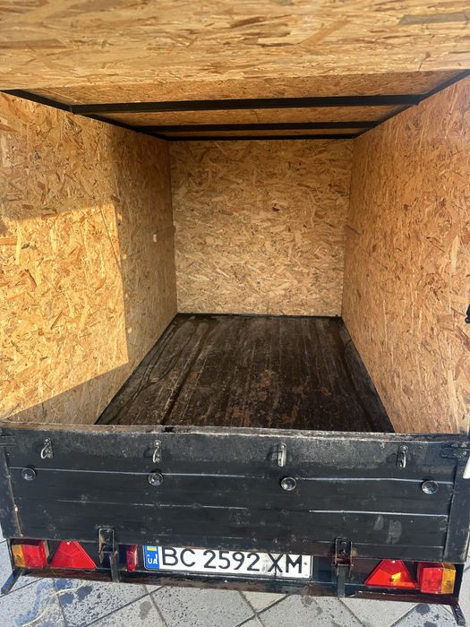 Причіп одноосний легковий