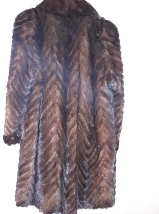 Futro z norek, naturalne