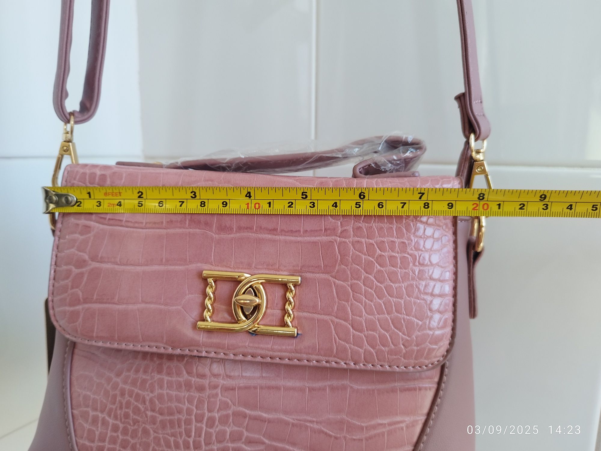 Mala tiracolo rosa