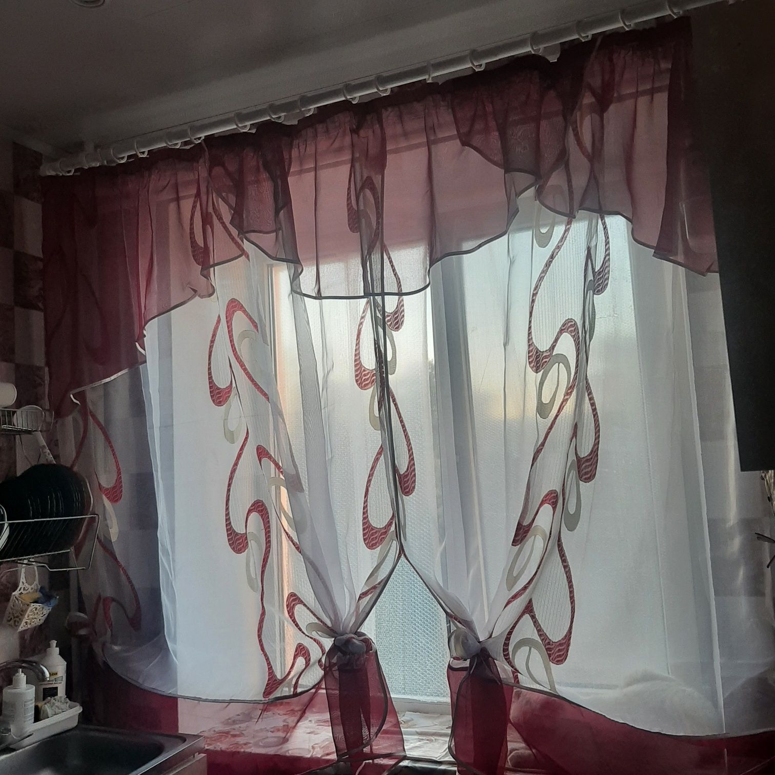 Тюль    на   кухню с аркой