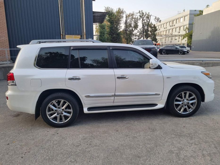 Продам Лексус LX570  2008 ГАЗ