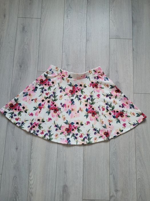 Spódniczka nowa Amisu