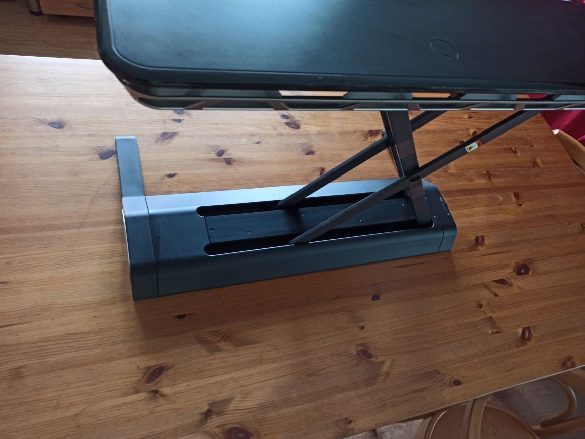 Nakładka biurko do pracy stojąco FELLOWES Sit Stand Lotus