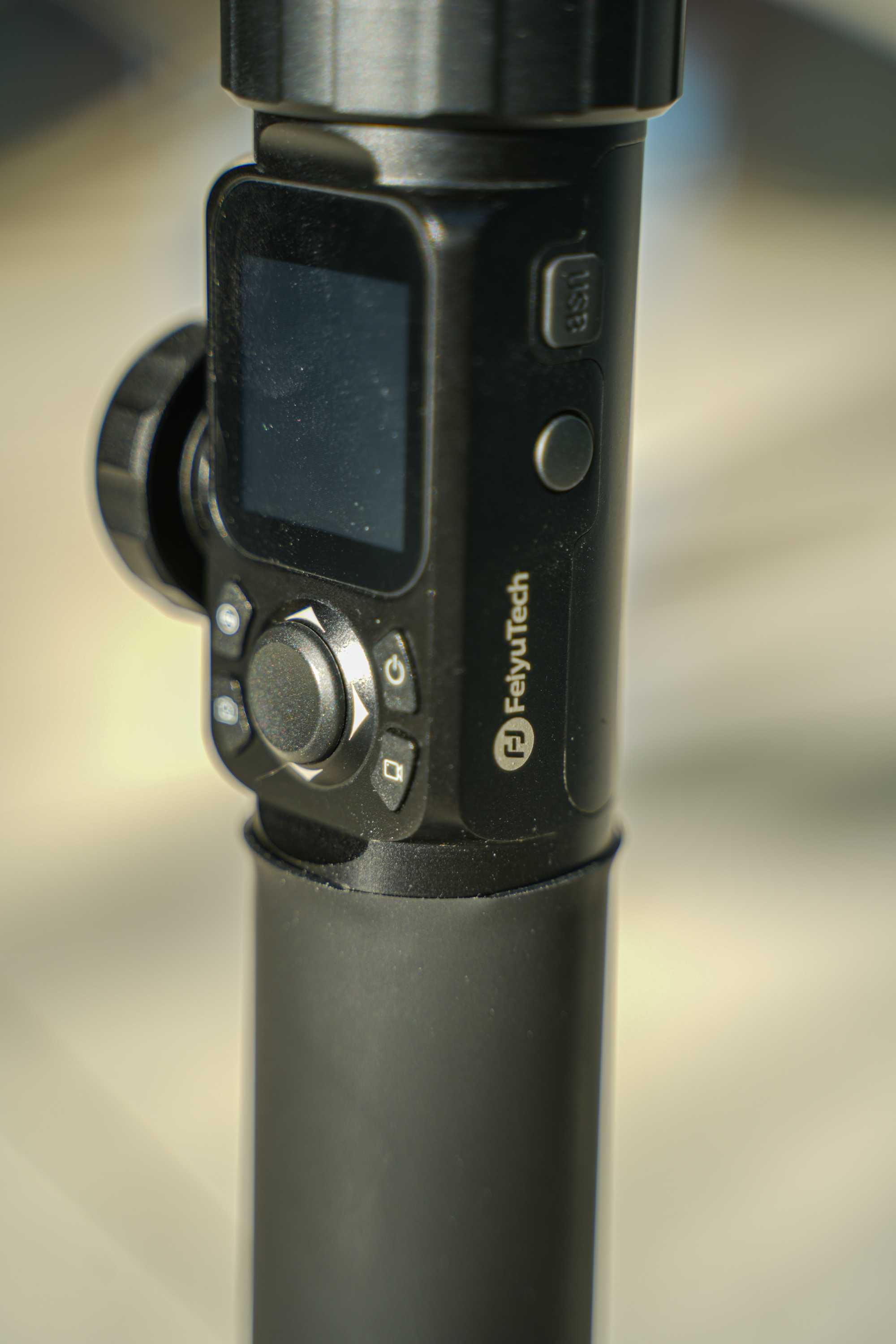 Guimbal estabilizador feiyutech ak2000 (com caixa incluida)