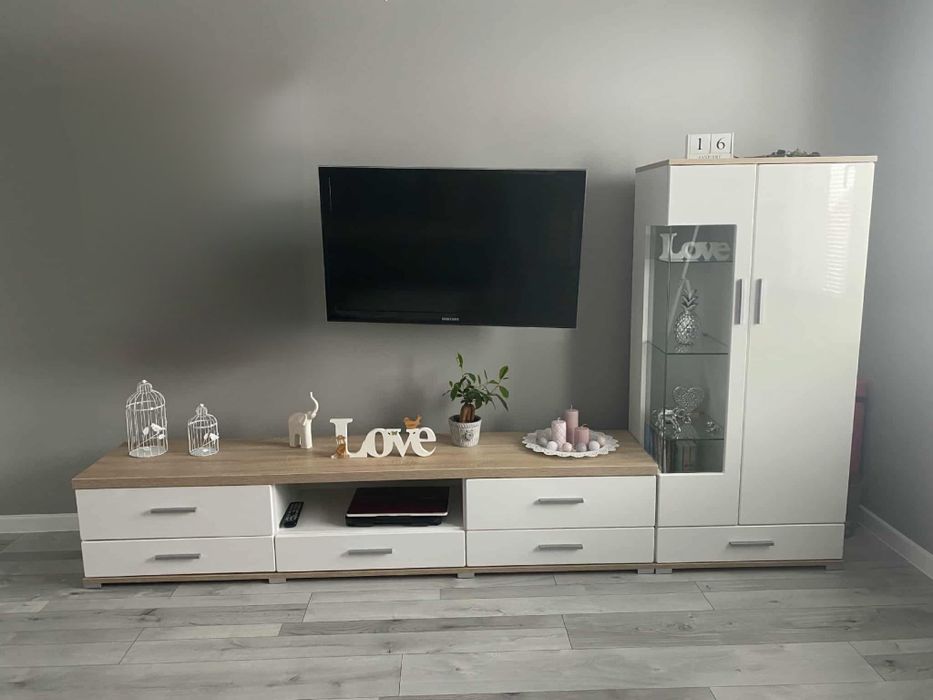 Zestaw mebli pokojowych