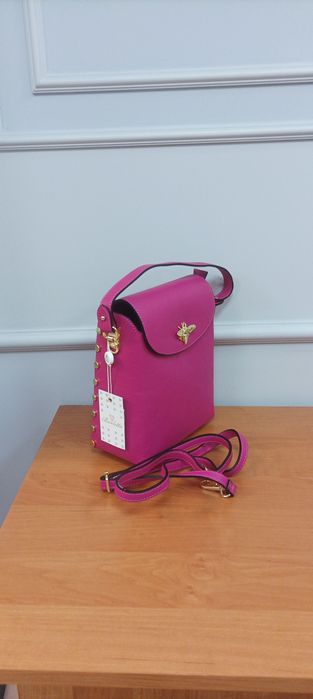 Torebka skórzana pszczółka