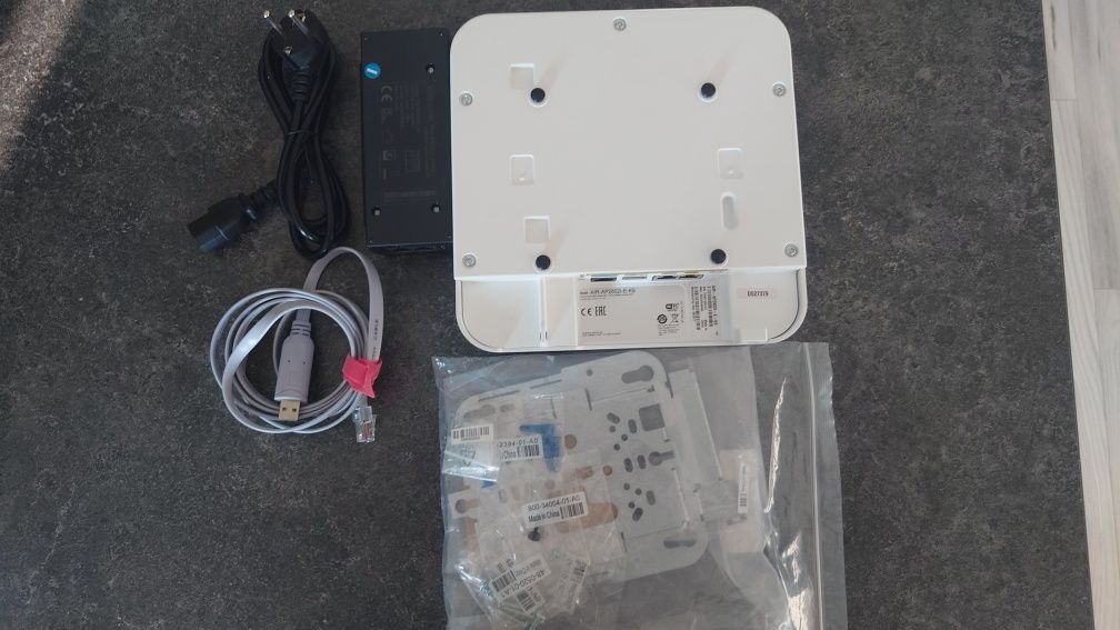 ACCESS POINT CISCO AIR-AP2802I-E-K9 802.11AC Z zasilaczem i kablem