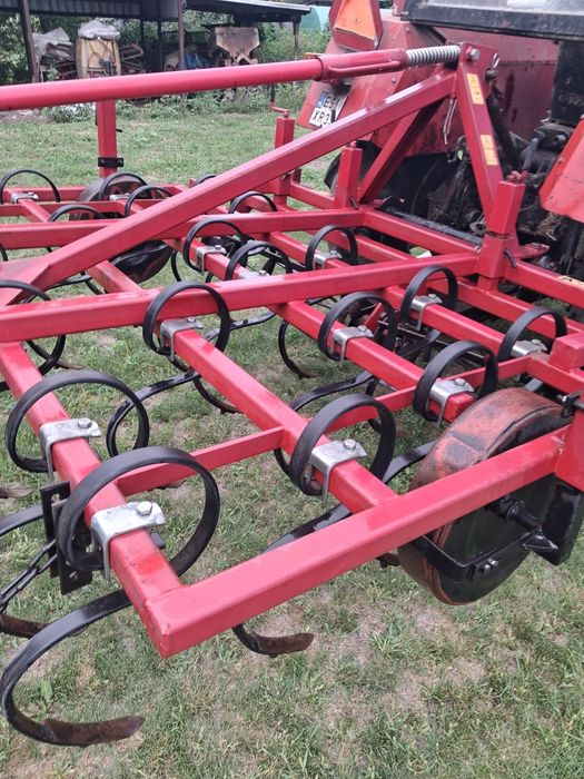 Agregat z przednimi wałkiem i dociskiem