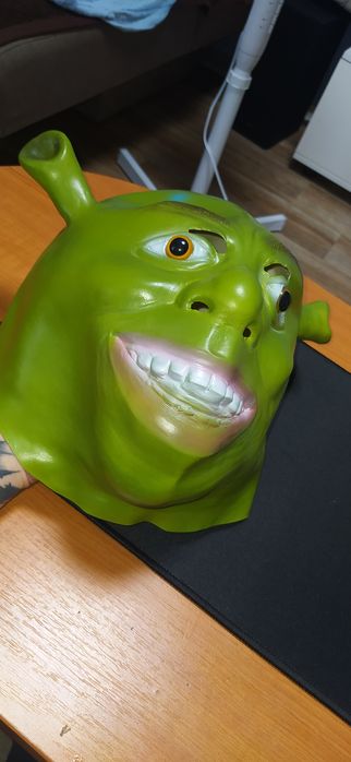 Маска Шрек как новая