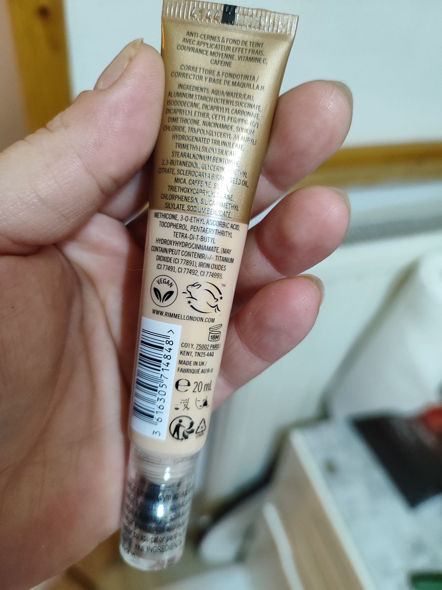 Rimmel Multi-Tasker zestaw baza korektor bronzer