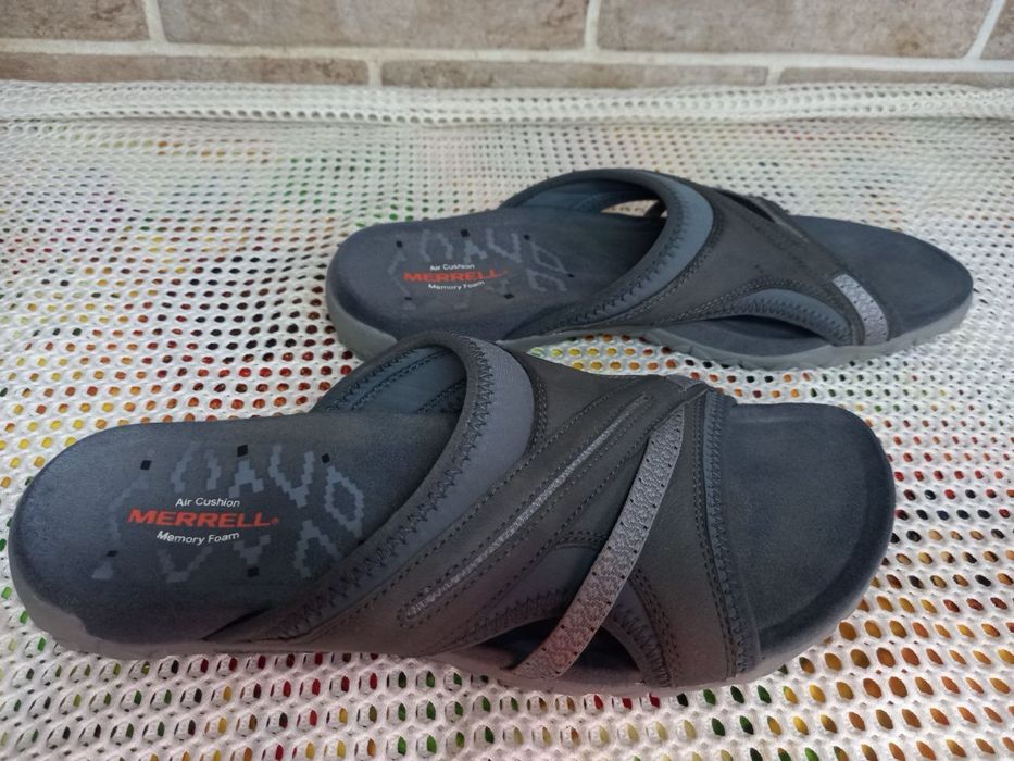 Шльопанці Merrell 41 р