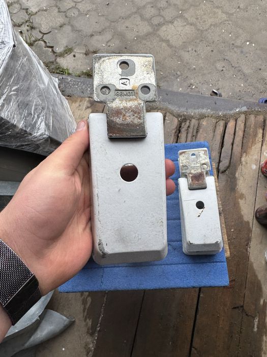 Завіси Петли Двери Спринтер 903 CDI LT35 180 градусів