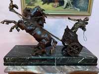 Pędzący rydwan z zaprzęgiem koni- potężna rzeźba XIX w.