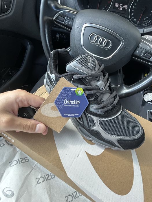 Tenis Asics Gel novos