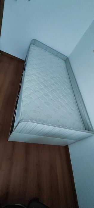 Cama de solteiro com gavetoes + colchão