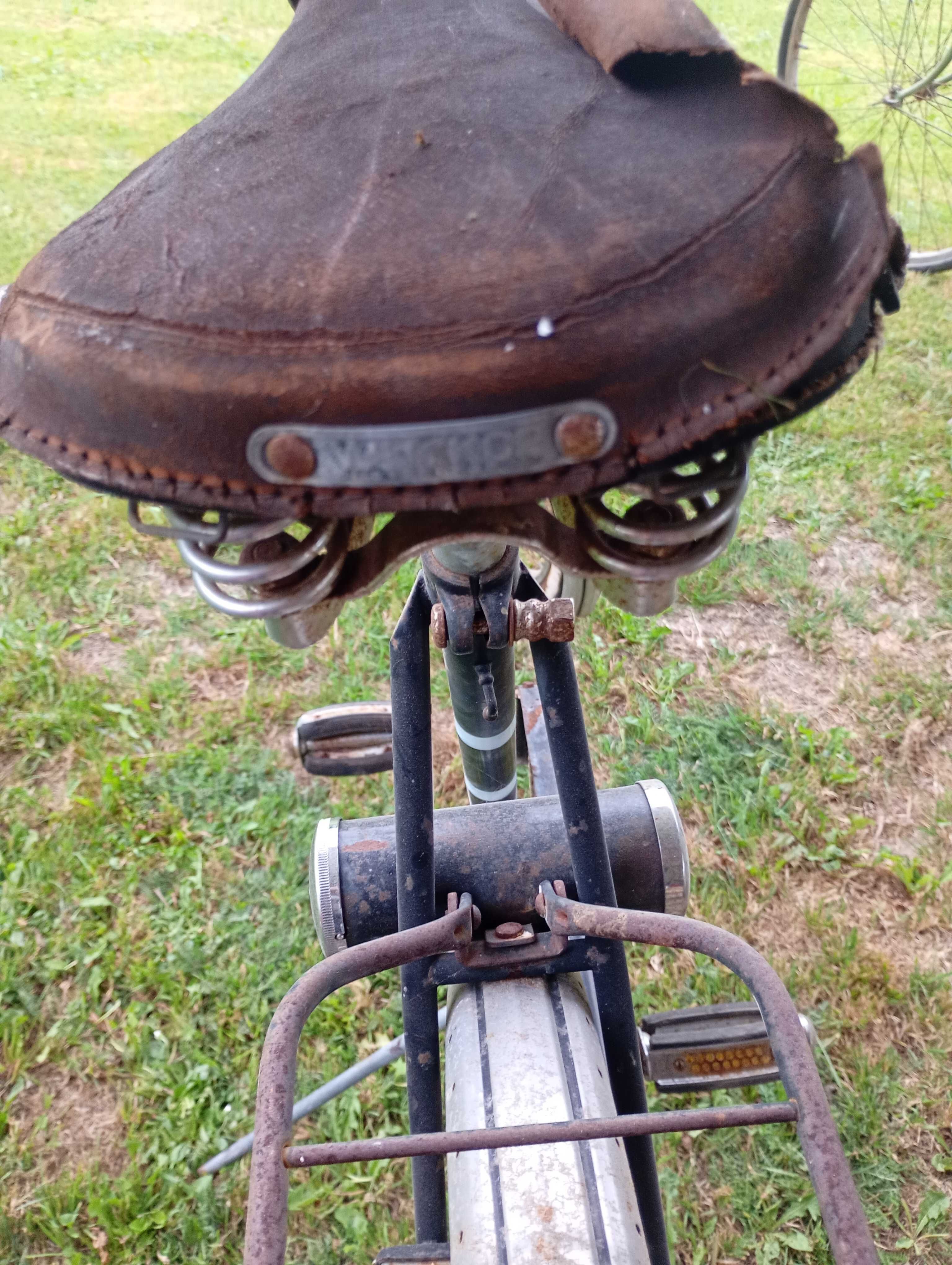 Stary rower Bismarck vintage