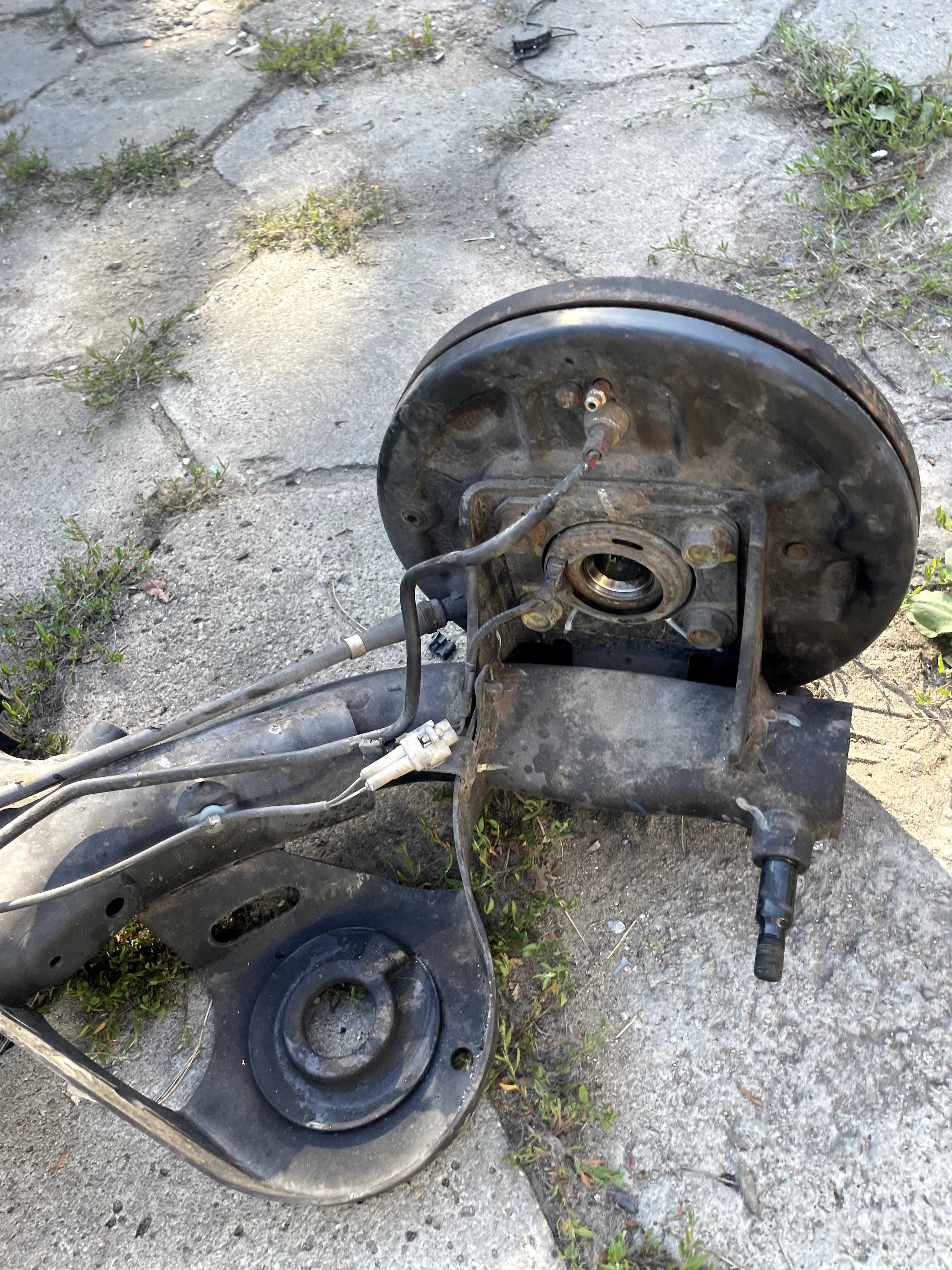 Fiat Sedici Suzuki SX4 4x4 zawieszenie oś belka tylna tył