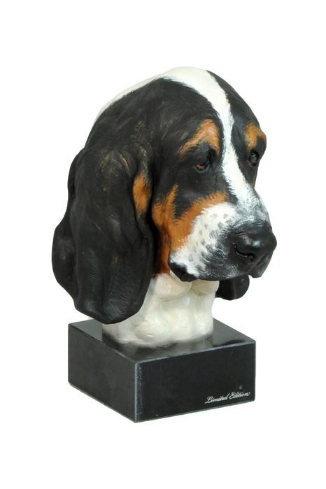 Basset Hound I ręcznie pomalowana statuetka Art-Dog