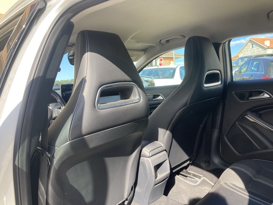 Mercedes-Benz 180 GLA  gasolina, ano 2018 kms 47 mil
