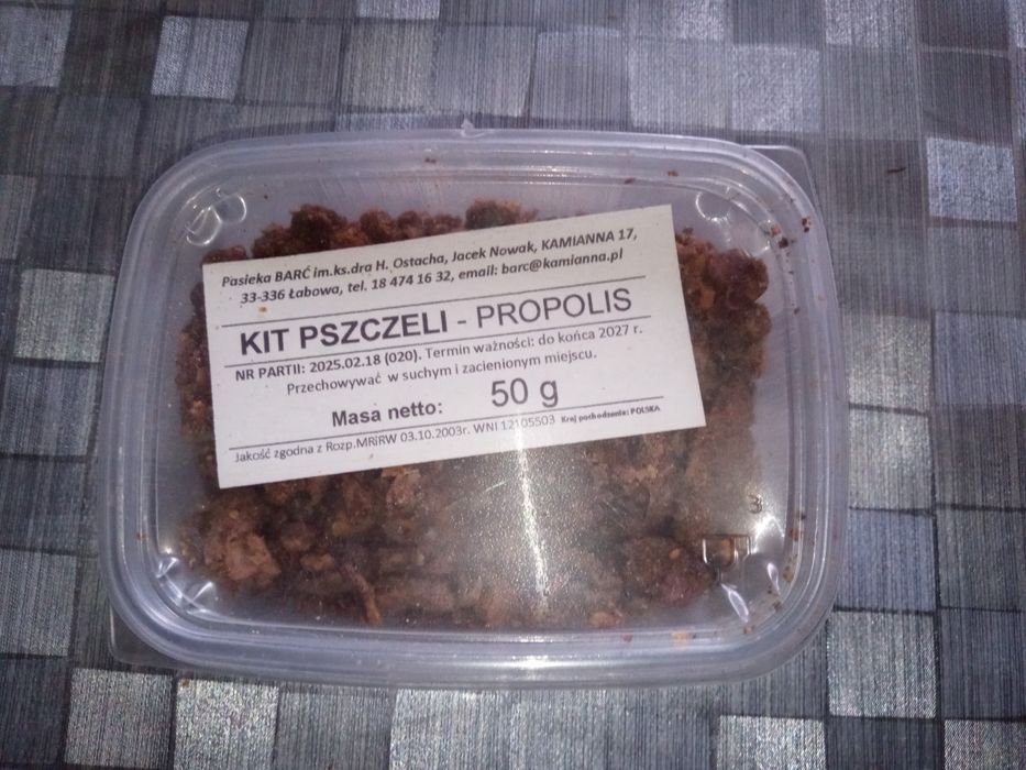 Kit pszczeli - Propolis z renomowanej pasieki w Kamiennej.