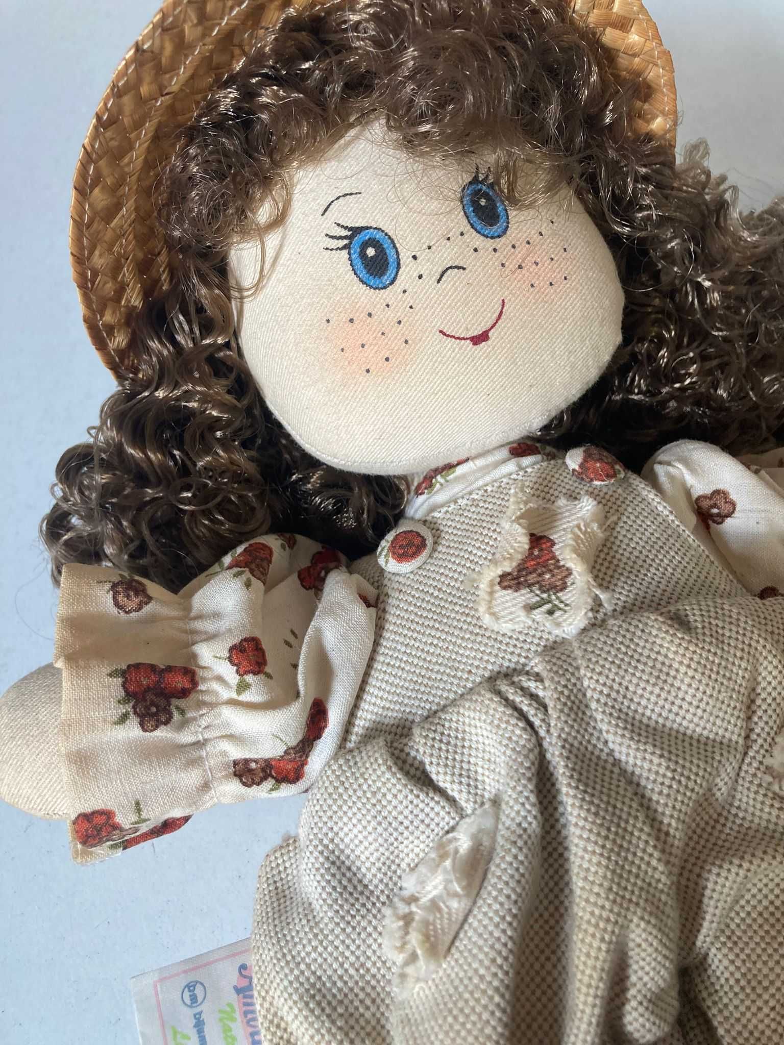 Boneca de Pano com Chapéu