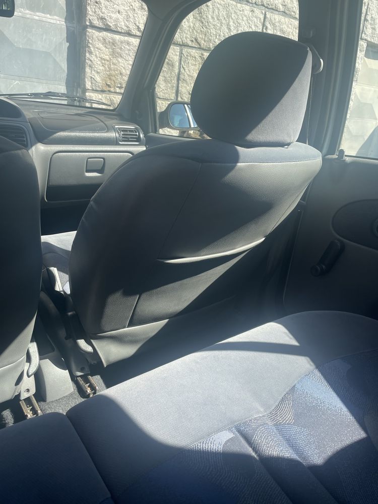 Renault Clio II Diesel- 1.9 D RXE (muito bem estimado)