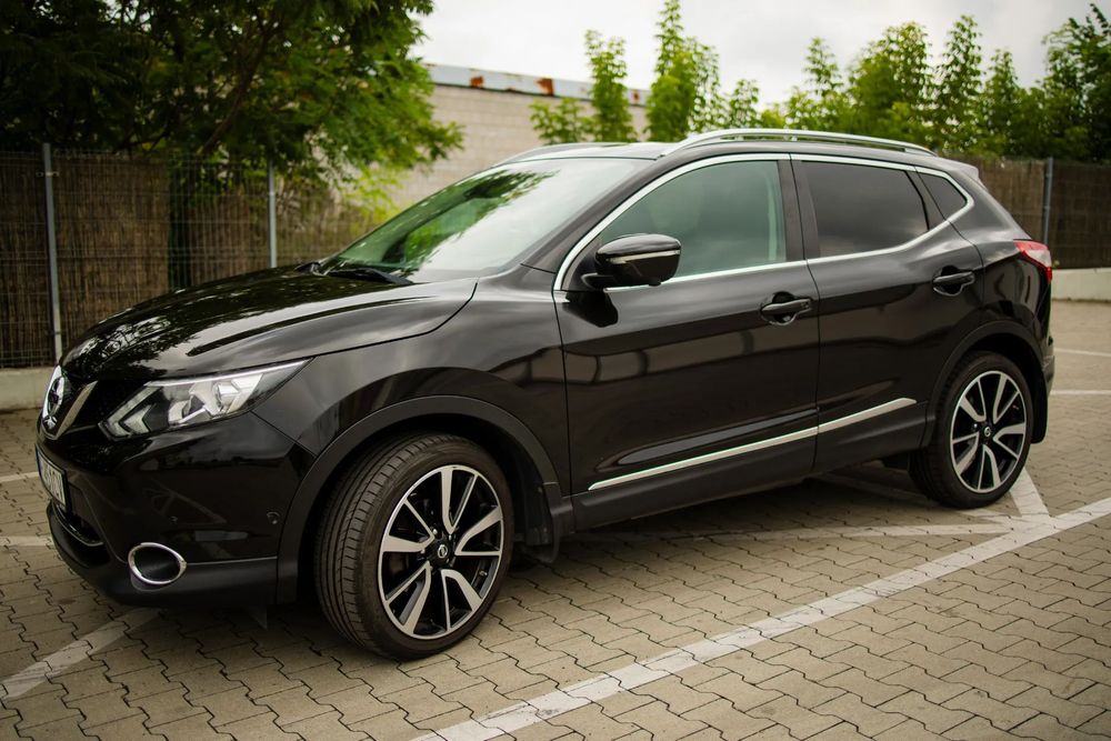 Nissan Qashqai Nissan Qashqai 1.2 benzyna, Tekna, salon Polska, serwisowany w ASO.
