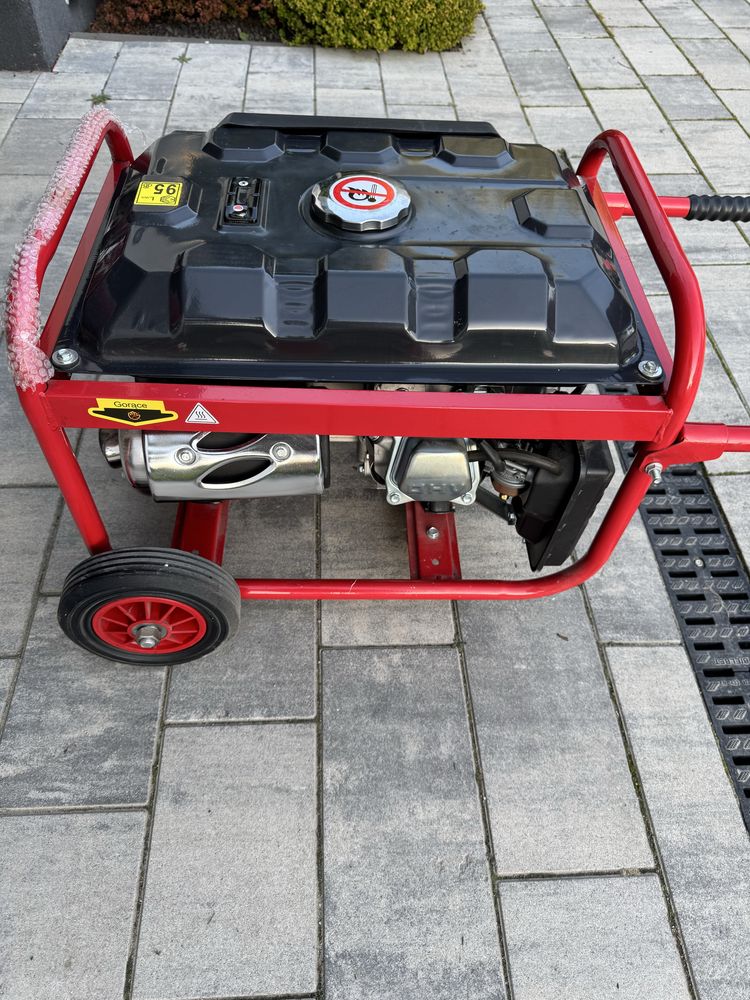 Agregat pradotworczy A7 5,2 kW miedz pradu AVR