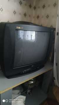 Телевизор  LG. 52см