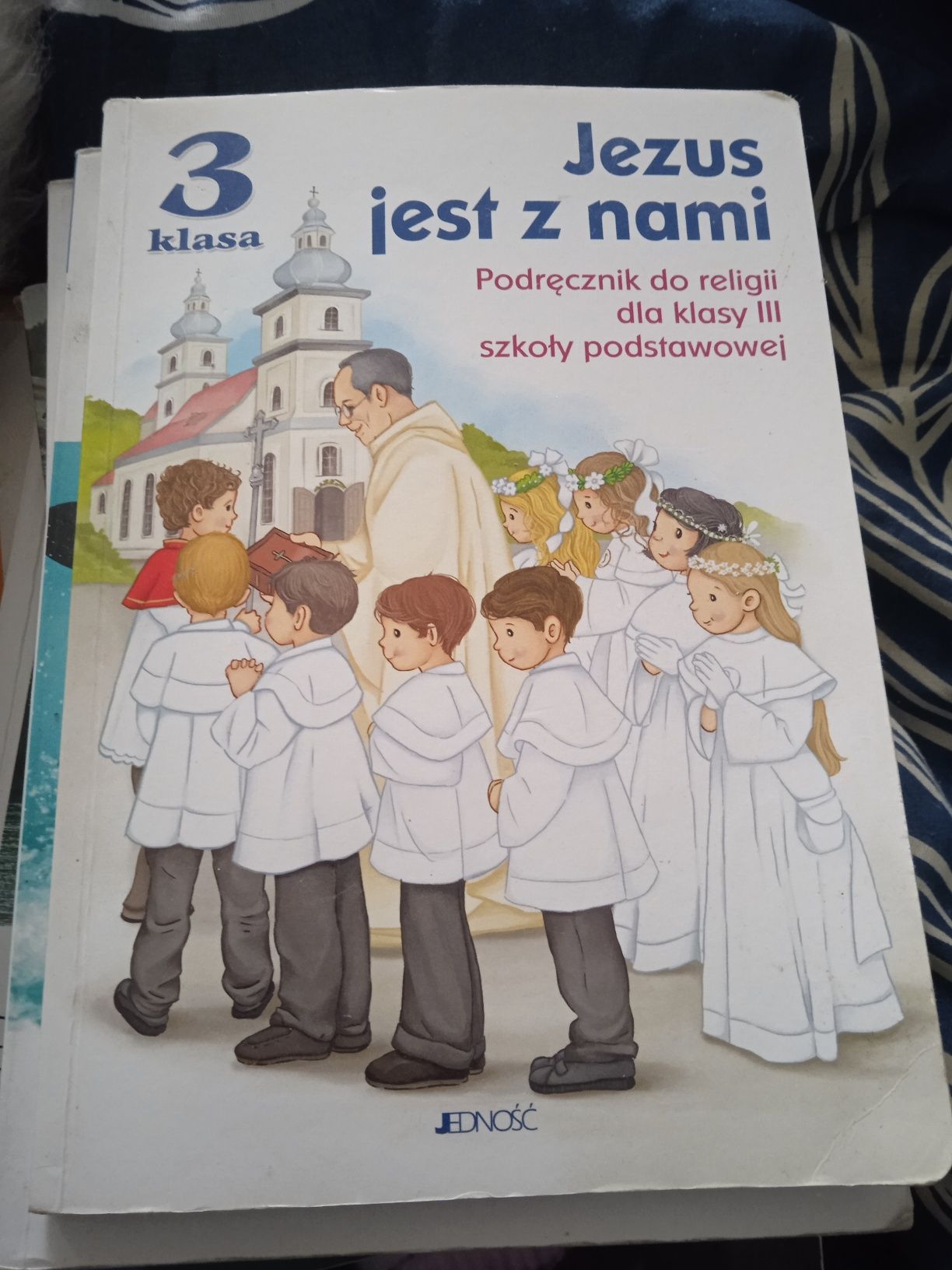 Jezus jest z nami 3. Podręcznik do religii