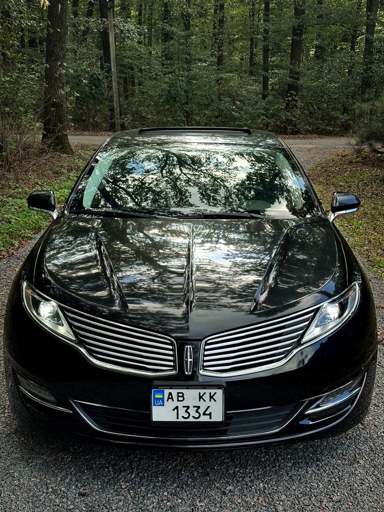 Lincoln mkz 2015 року