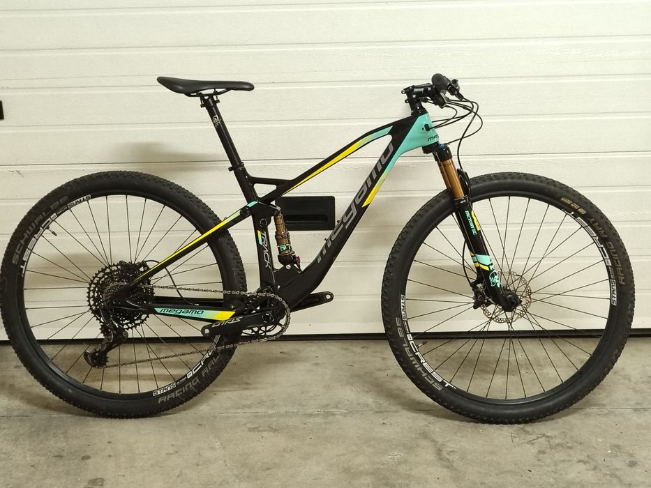 1499€Megamo team track ( aceito retomas)

Fox kashima frente e atrás