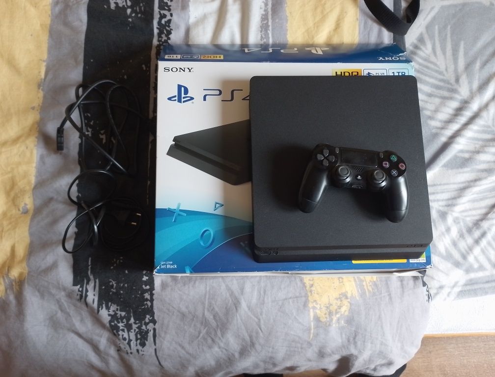 PlayStation 4 1Tb