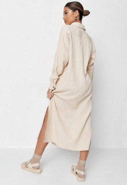 Длинное свободное платье рубашка с разрезами