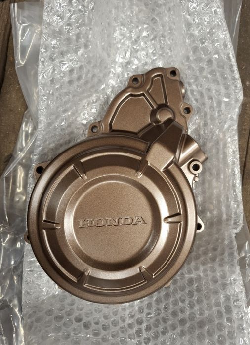 Nowy Dekiel Osłona lewa alternatora Honda CBR 500r 2023