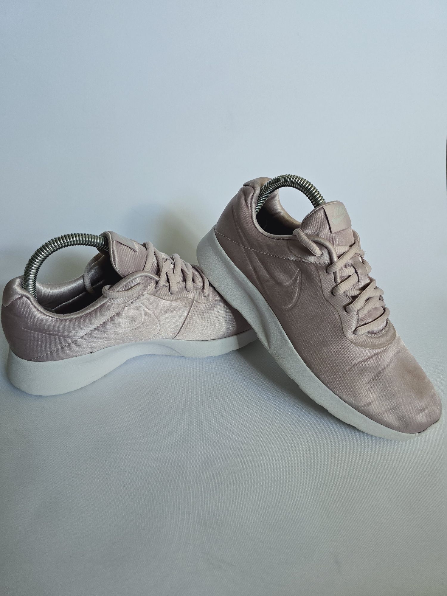 Nike Tanjun Prem r.38