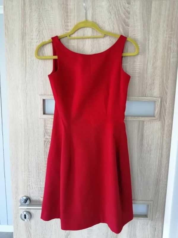 Sukienka czerwona XS 34 AGGI