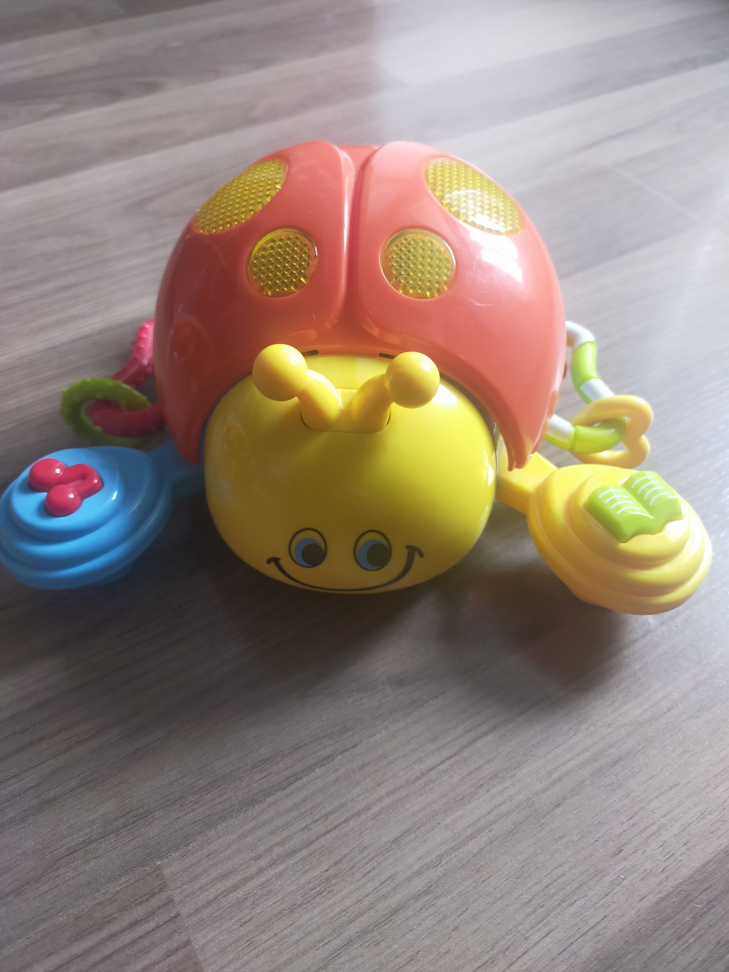 Детские игрушки для малышей