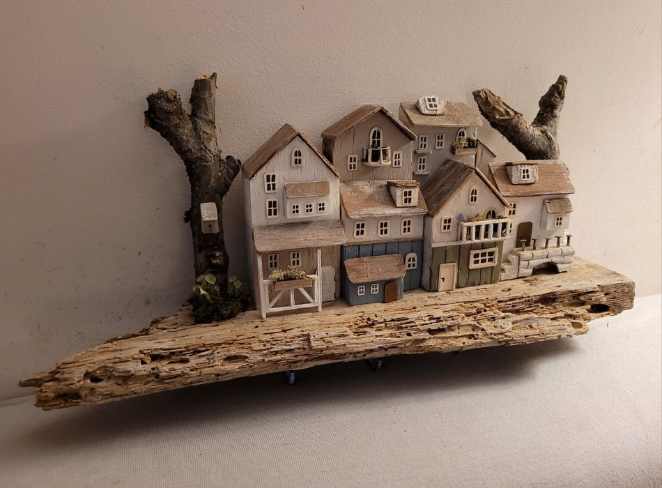 Wieszak na klucze domki